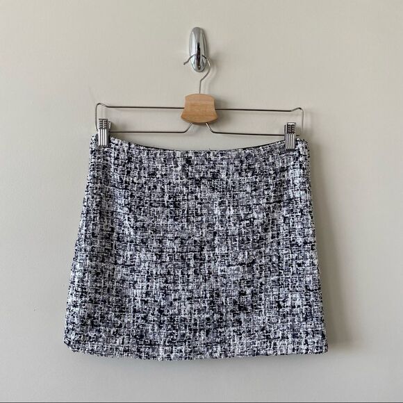 Alice & olivia-black white & grey tweed mini skirt (size:2) - Picture 2 of 7